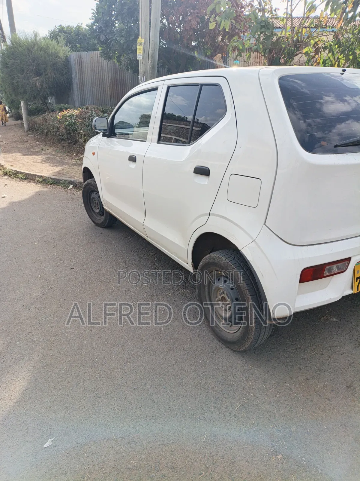 Suzuki Alto 2018 White