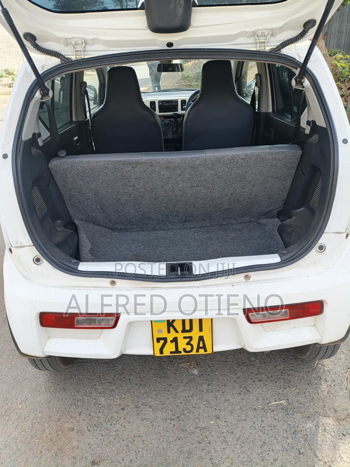 Suzuki Alto 2018 White