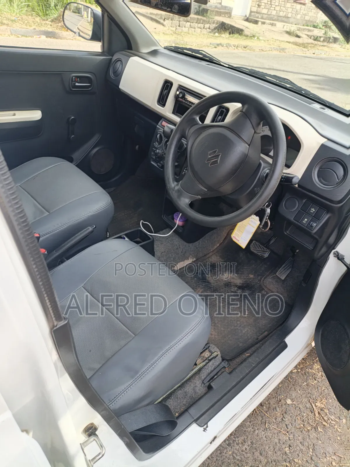 Suzuki Alto 2018 White