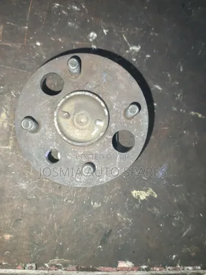 Toyota 100, 110 , Rear Hub
