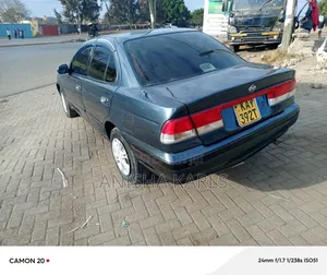 Nissan Sunny 1999 Gray