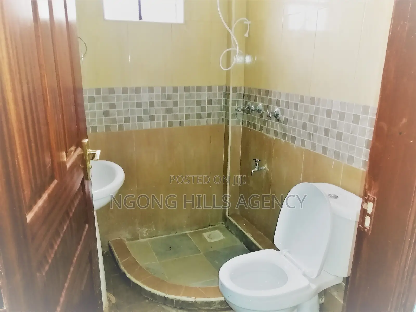 3bdrm Apartment in Ololua, Oluulua for rent