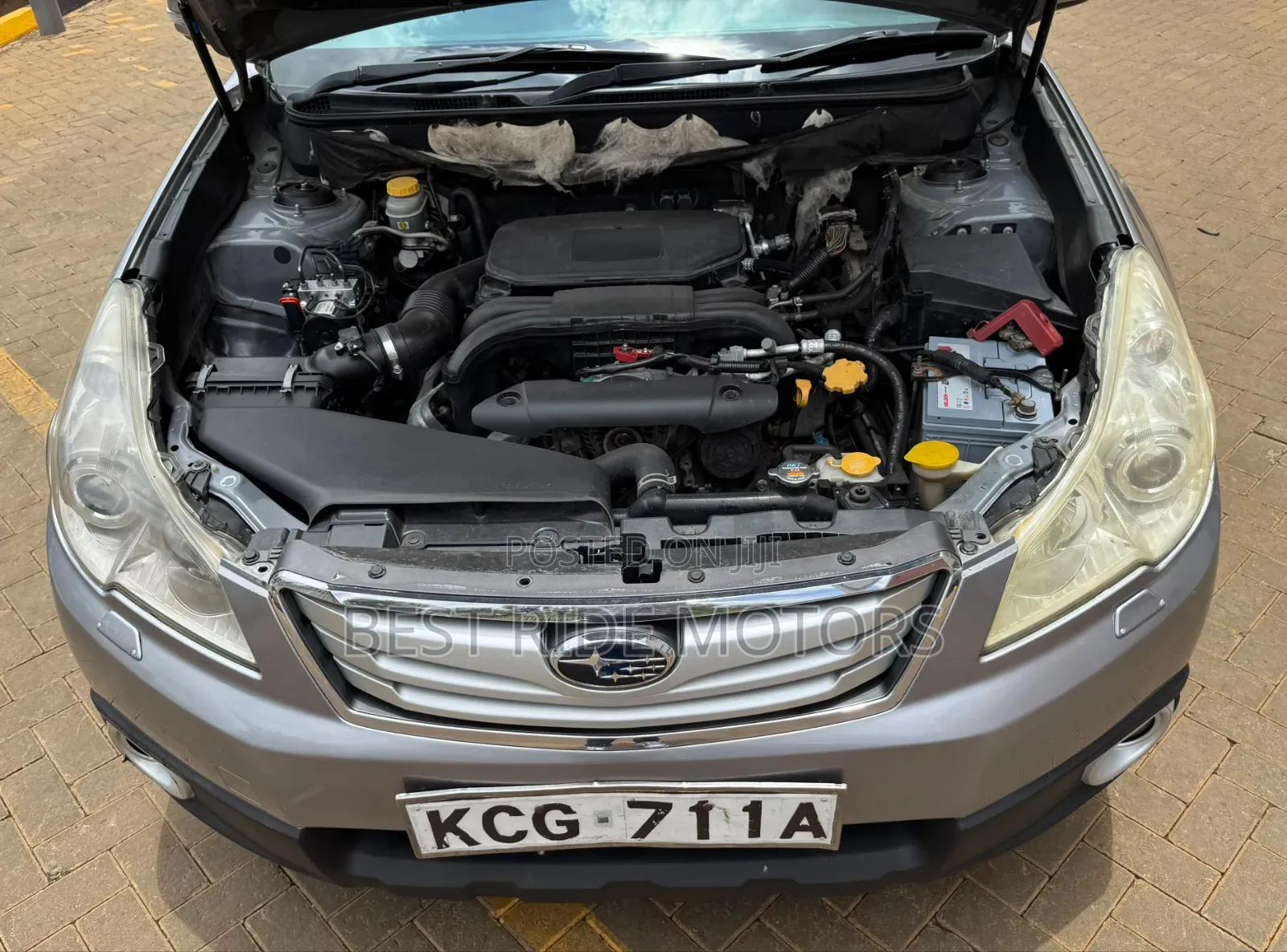 Subaru Outback 2.5i 2010 Silver