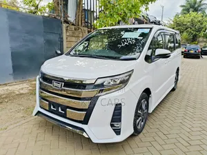 Toyota Noah 2.0 FWD (8 Seater) 2019 Pearl