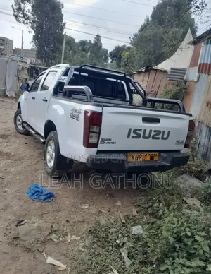 Isuzu D-MAX 2022 White