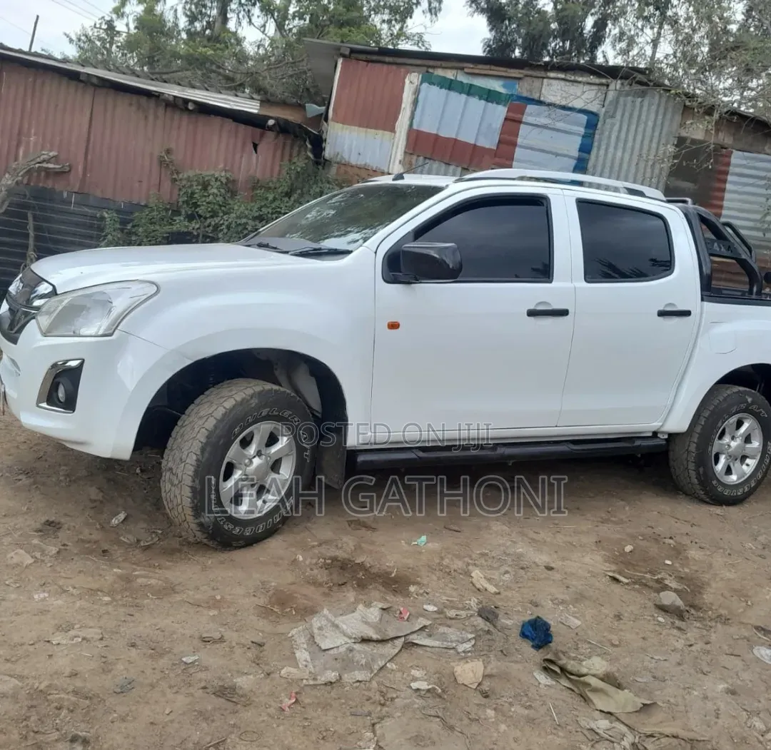 Isuzu D-MAX 2022 White