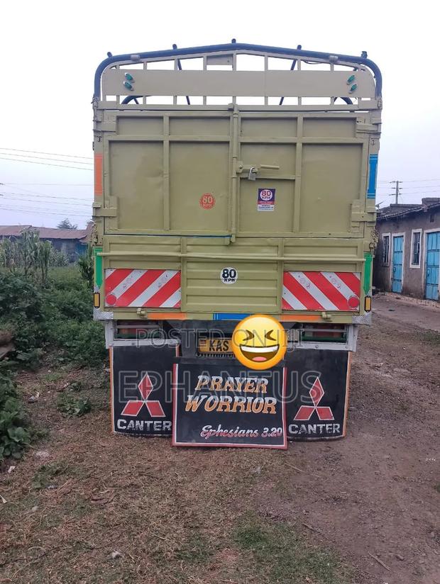Mitsubishi Canter - thumbnail 4