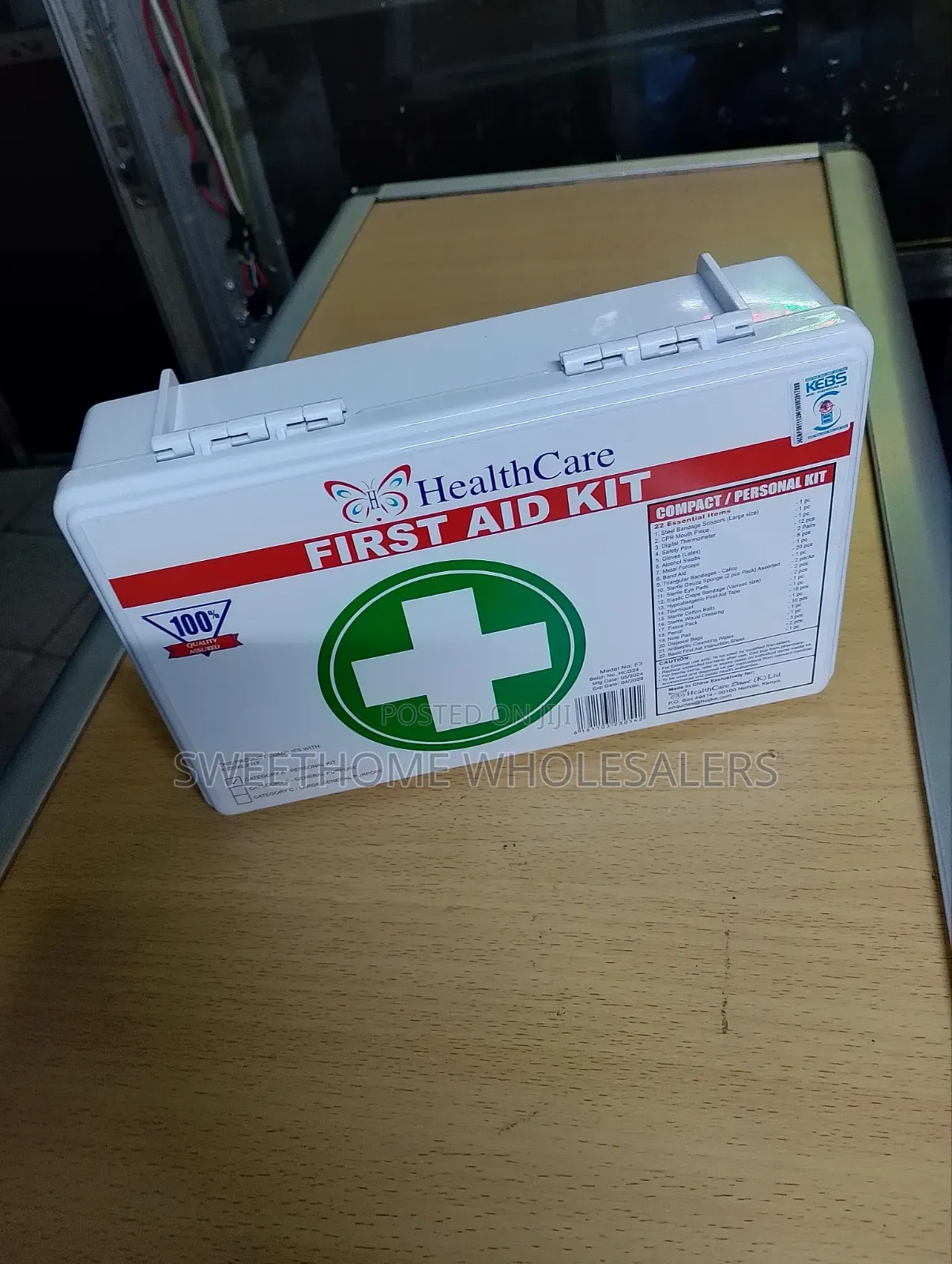 HealthCare First Aid Kit