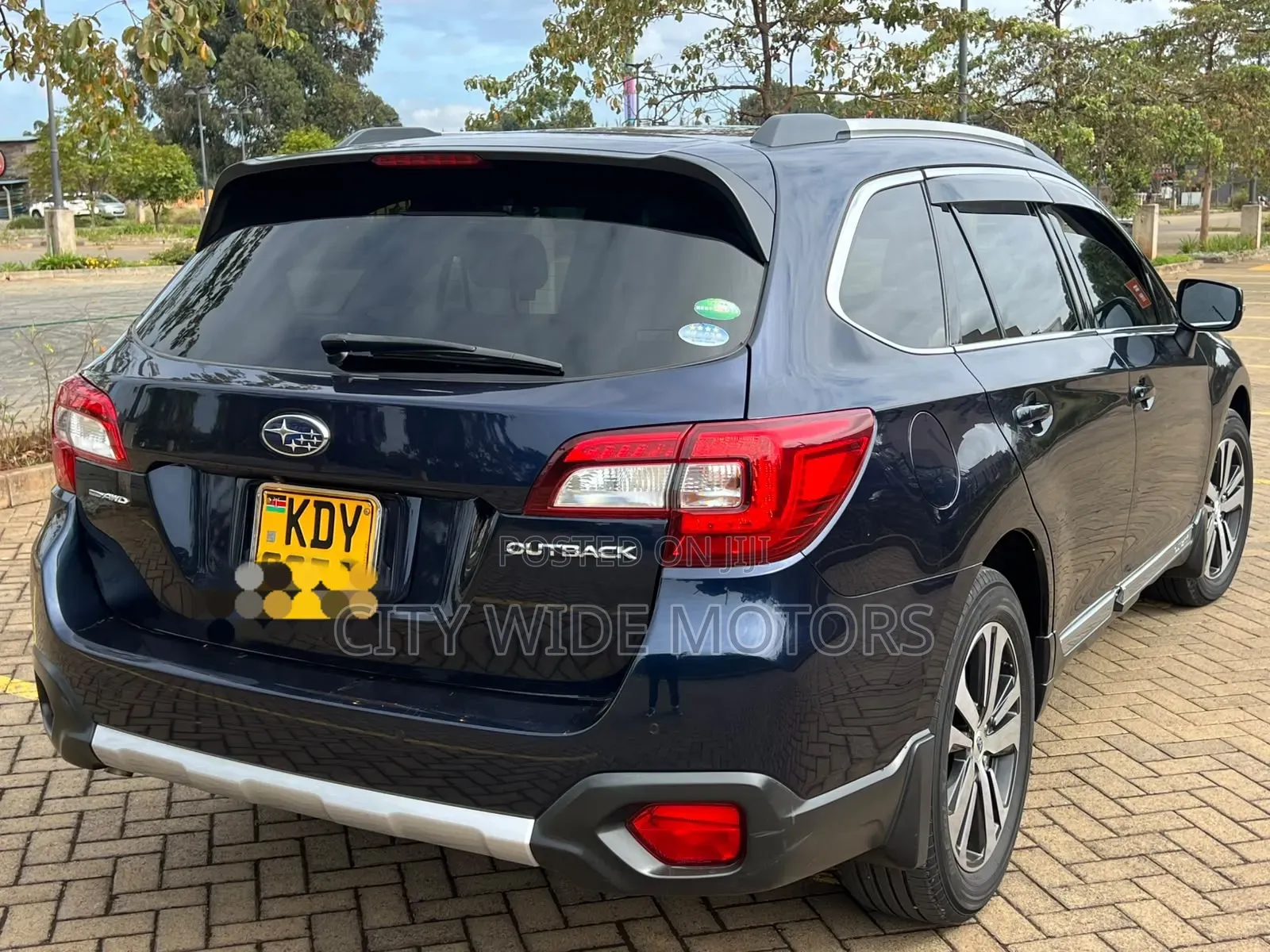 Subaru Outback 2.5i Limited AWD 2018 Blue