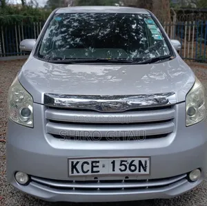 Toyota Noah 2008 Silver