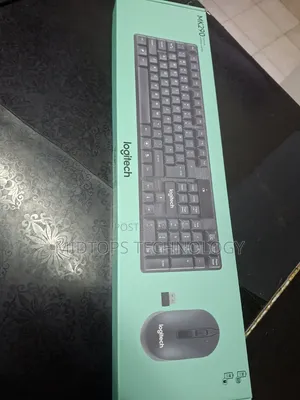 Wireless Logitec Keyboard and Mouse