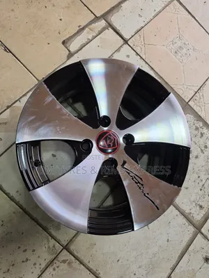 RIMS SIZE (14) 4 HOLES (TOYOTA COLLORA) Set of 4.