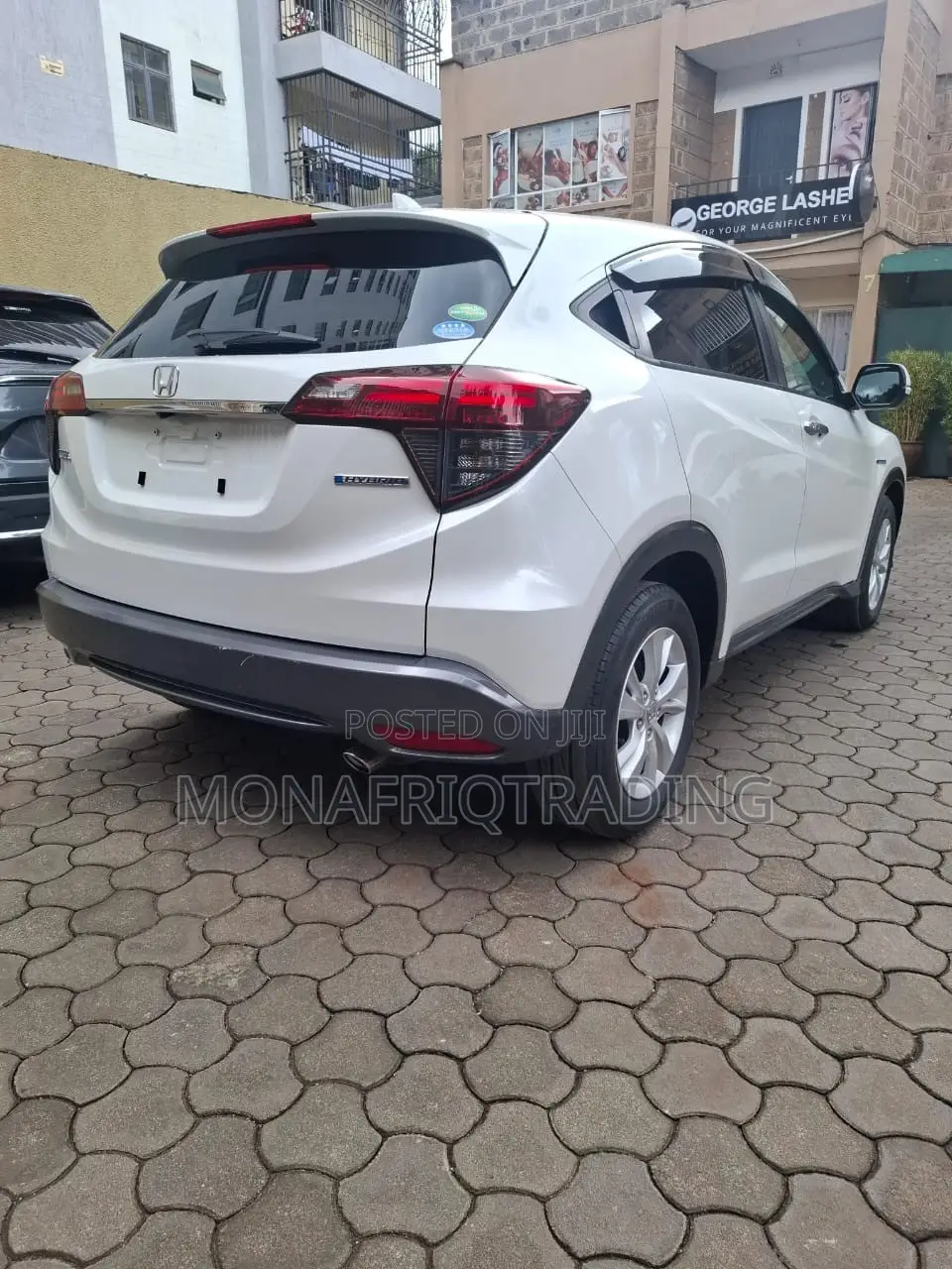 Honda Vezel 1.5 Hybrid 2WD 2019 White