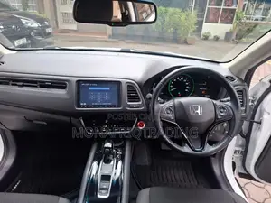 Honda Vezel 1.5 Hybrid 2WD 2019 White