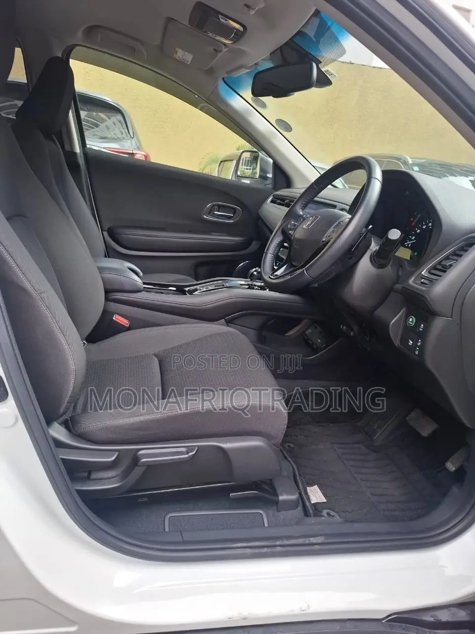 Honda Vezel 1.5 Hybrid 2WD 2019 White