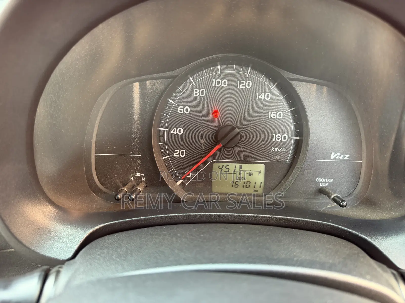 Toyota Vitz 2012 Gold