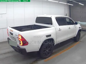Toyota Hilux Revo Double Cab Deisel 2.8 RWD 2022 White