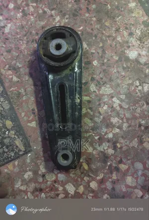 Nissan Note Gear Box Mountain