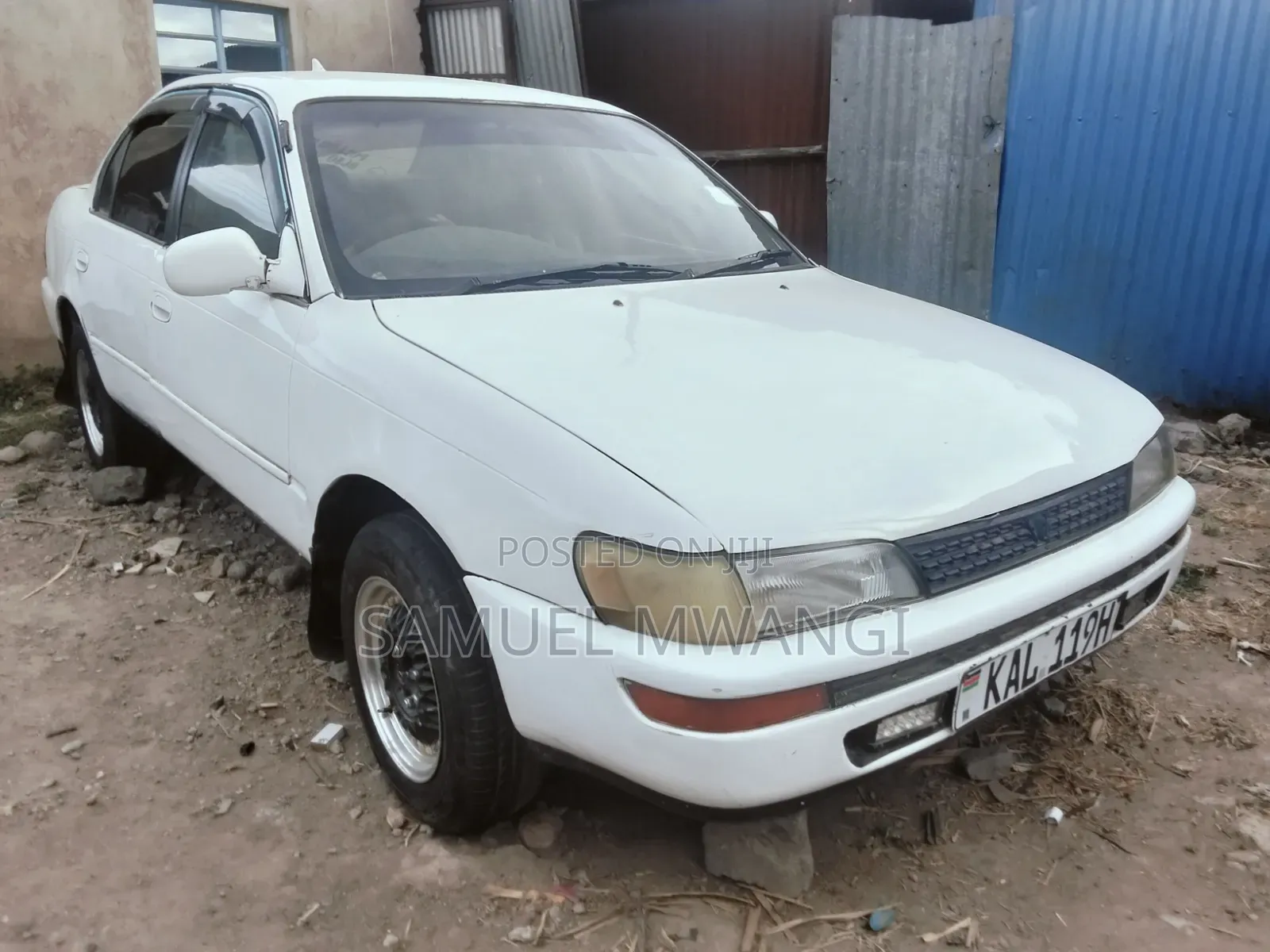 Toyota Corolla 1998 White