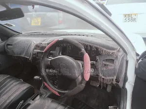Toyota Corolla 1998 White