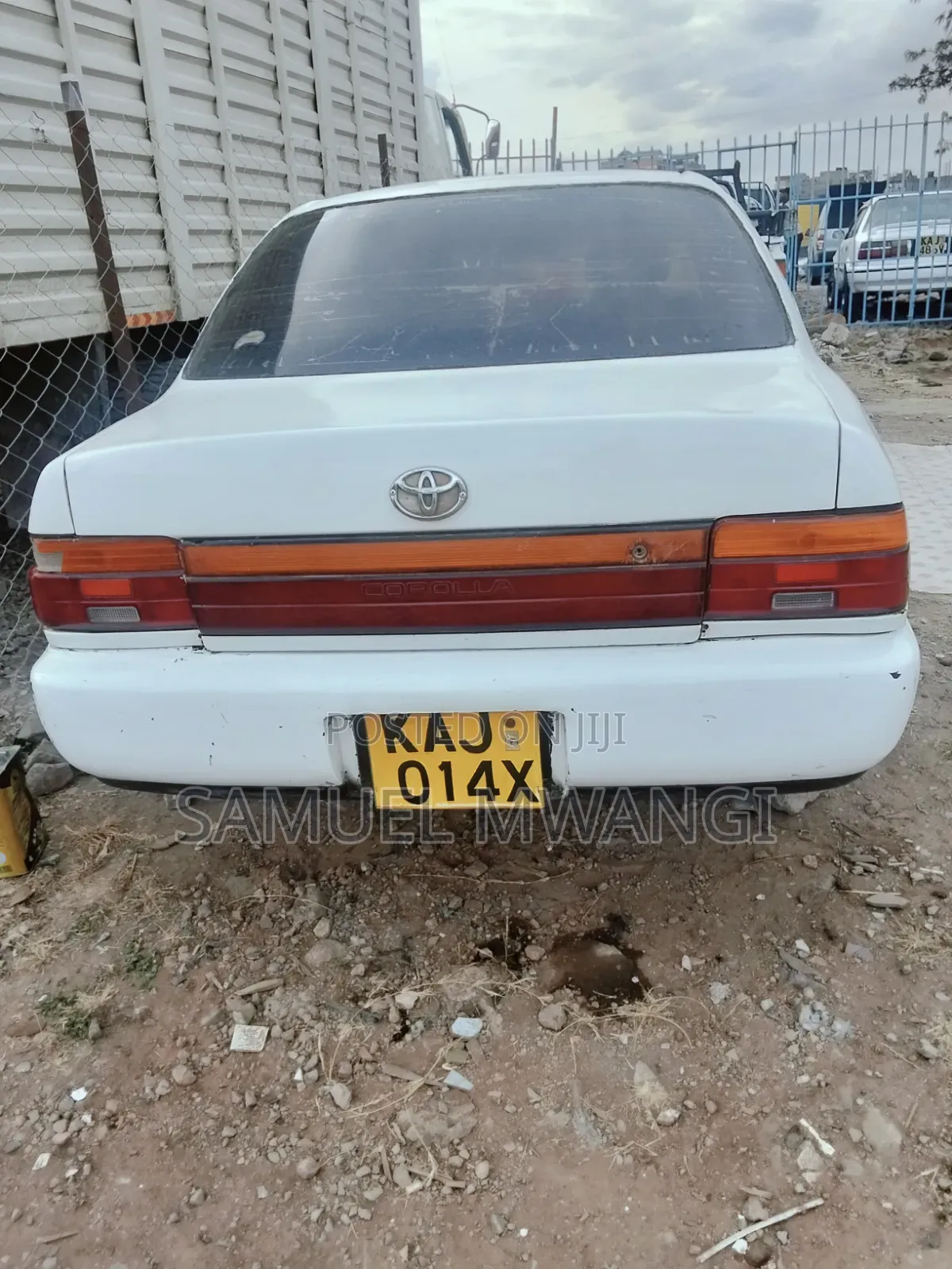 Toyota Corolla 1998 White