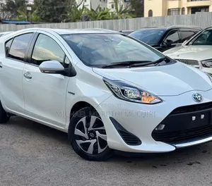 Toyota Aqua 2019 White