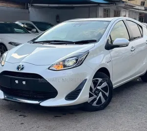 Toyota Aqua 2019 White