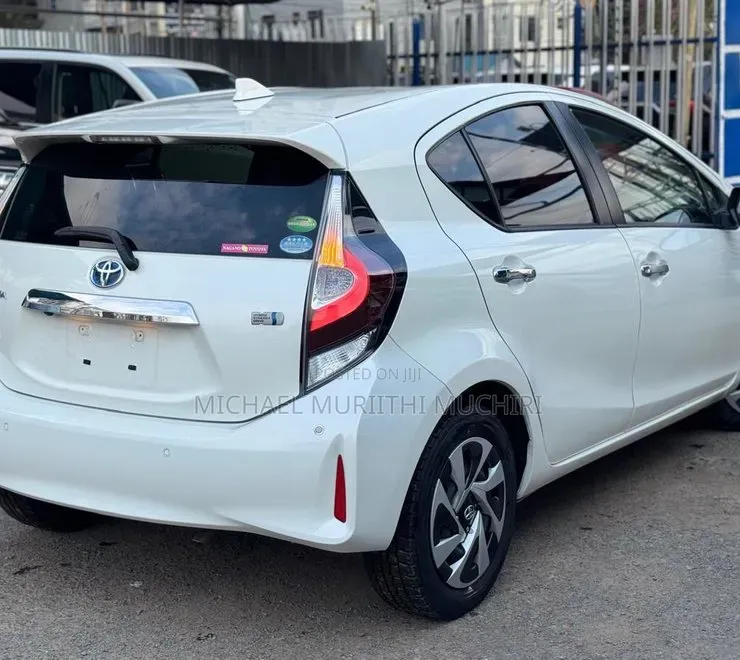 Toyota Aqua 2019 White