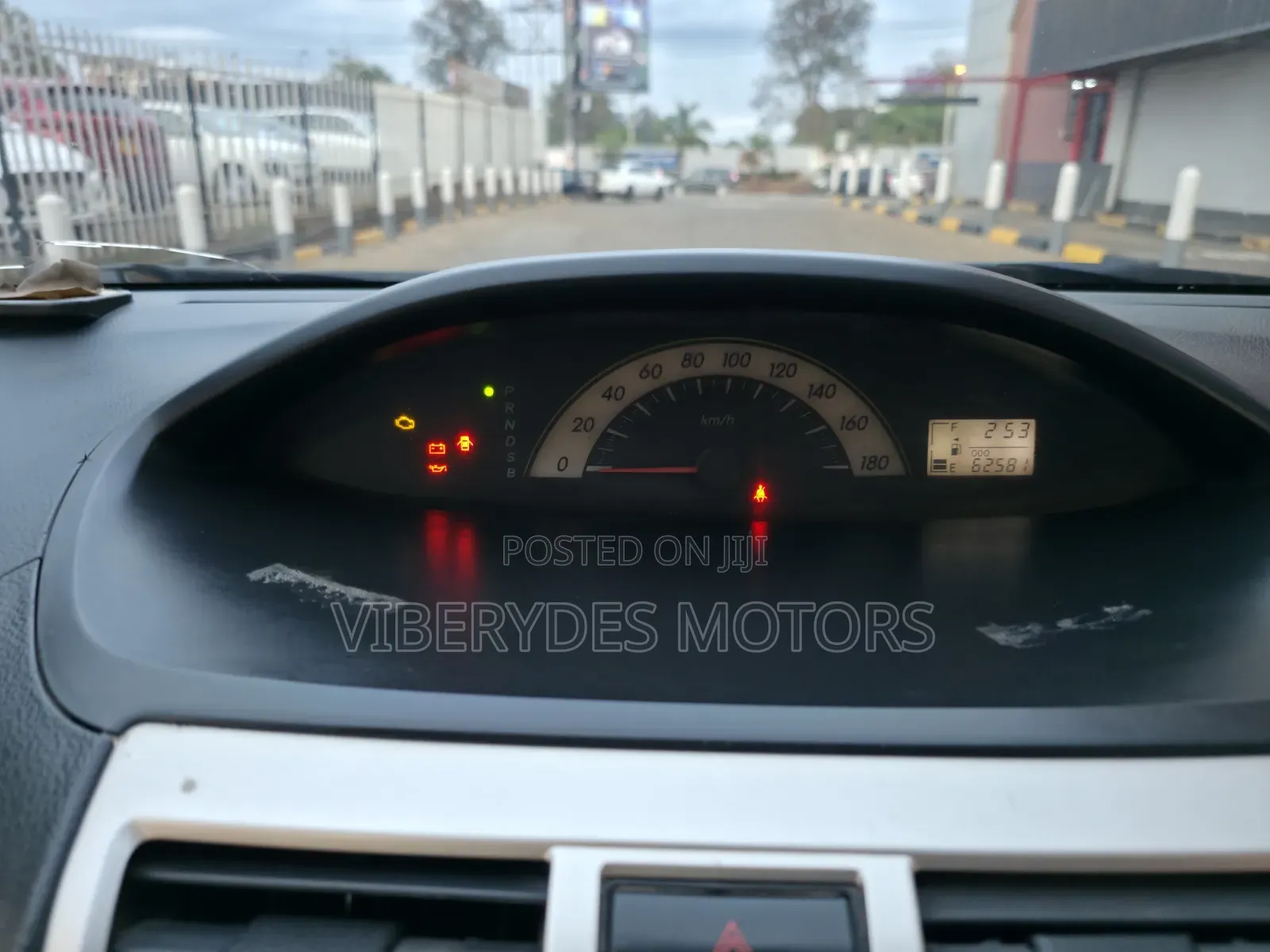 Toyota Belta 2006 Red