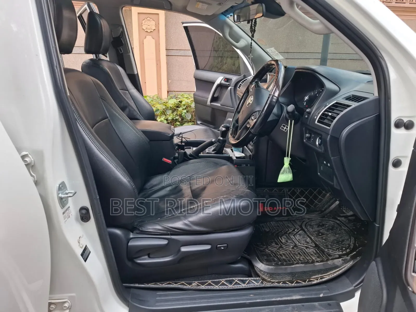 Toyota Land Cruiser Prado 2.8 2018 White