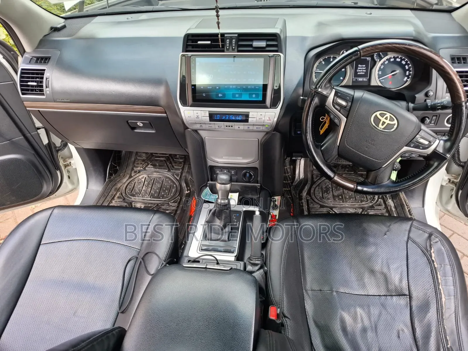 Toyota Land Cruiser Prado 2.8 2018 White