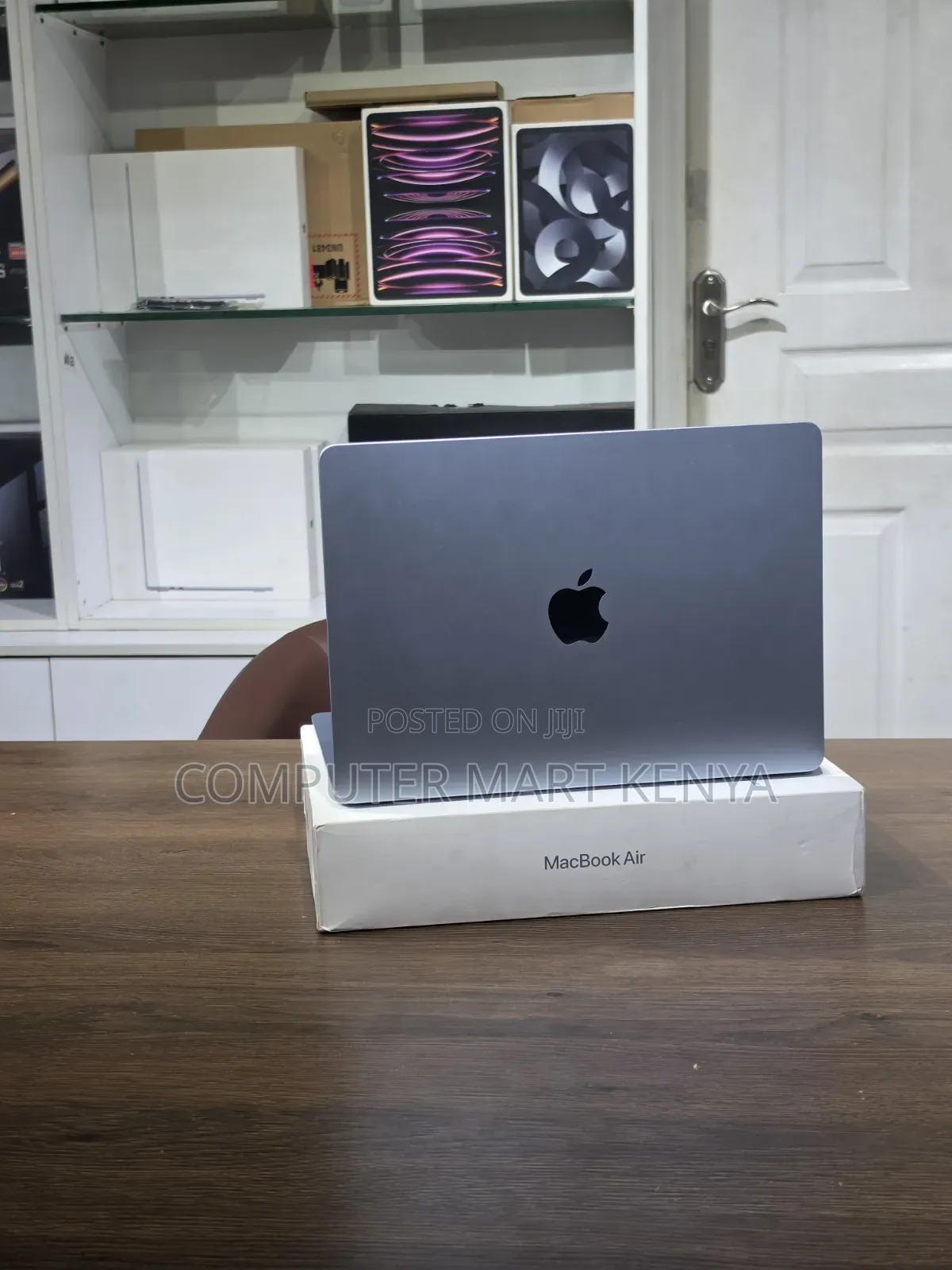 New Laptop Apple MacBook Air 2025 M4 16GB Apple M4 SSD 256GB