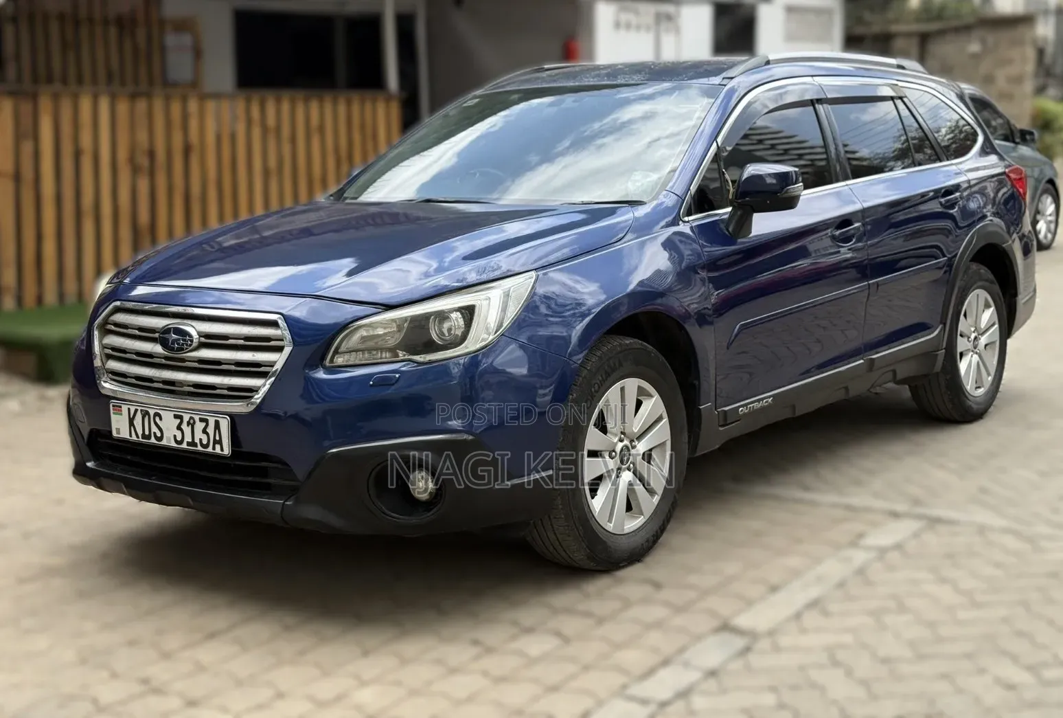 Subaru Outback 2017 Blue
