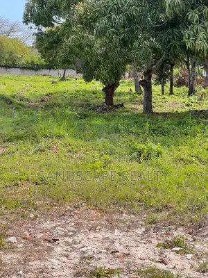 Diani Beach, 1/4 Acres Gated Community.