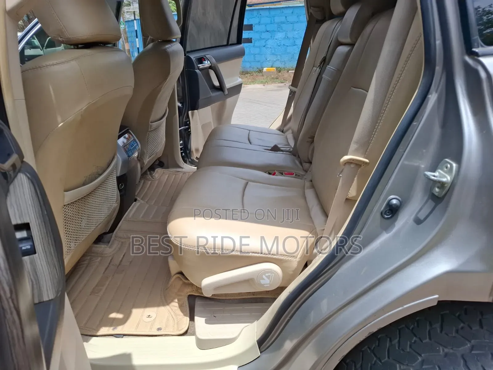 Toyota Land Cruiser Prado 3.0 TD 2012 Gray