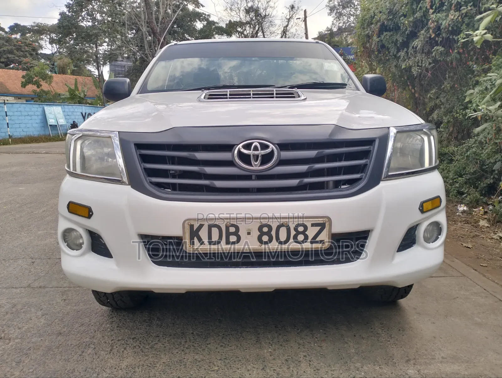 Toyota Hilux 2014 White