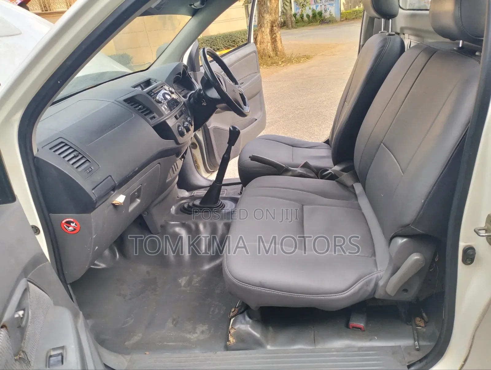 Toyota Hilux 2014 White