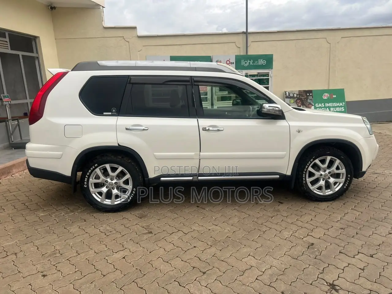 Nissan X-Trail 2013 White