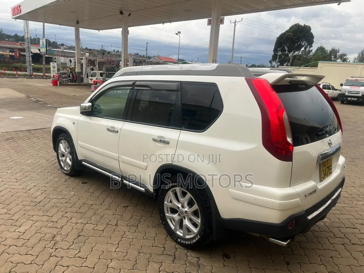 Nissan X-Trail 2013 White