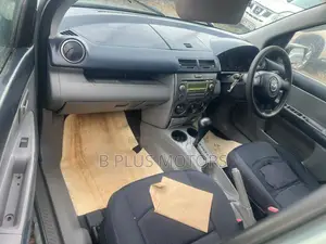 Mazda Demio 2004 Green
