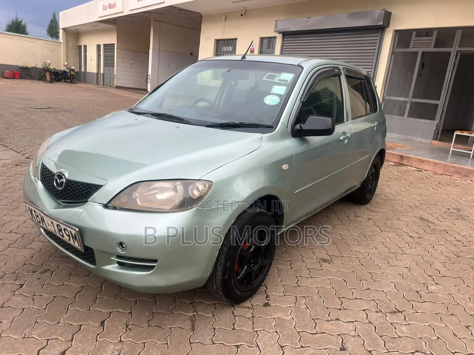 Mazda Demio 2004 Green