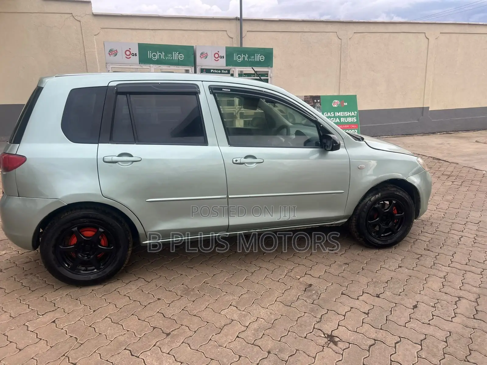 Mazda Demio 2004 Green