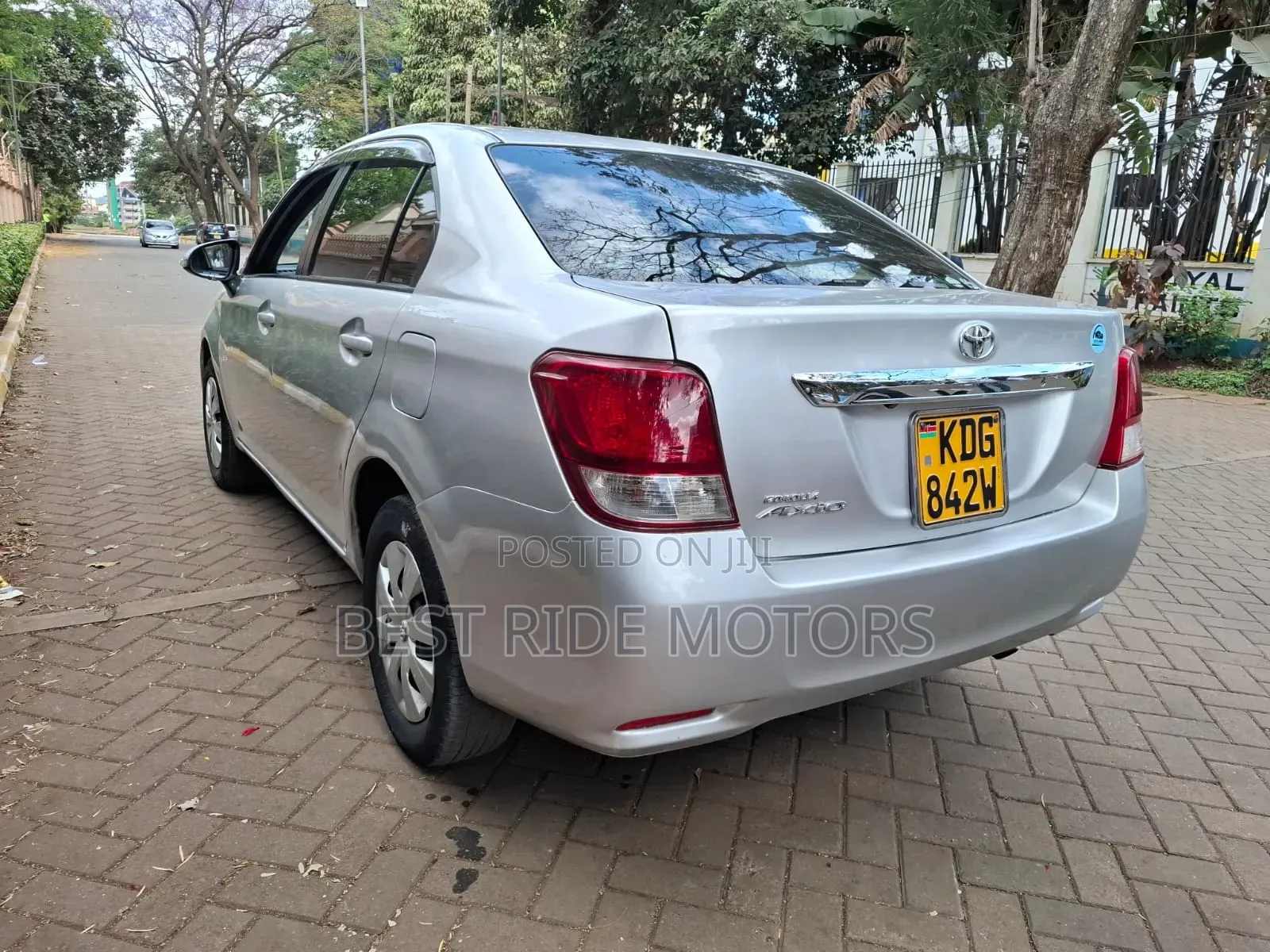 Toyota Axio 1.5 X 2WD 2014 Silver