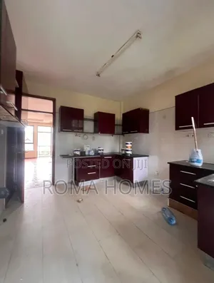 3bdrm Apartment in Lavington, Nairobi Central for rent