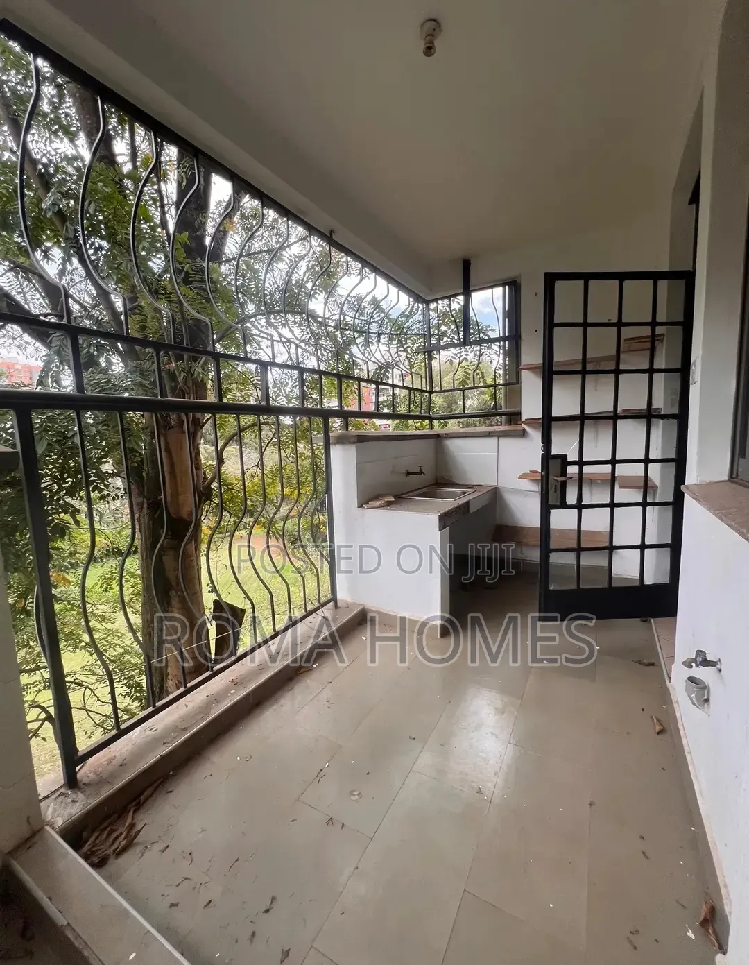 3bdrm Apartment in Lavington, Nairobi Central for rent