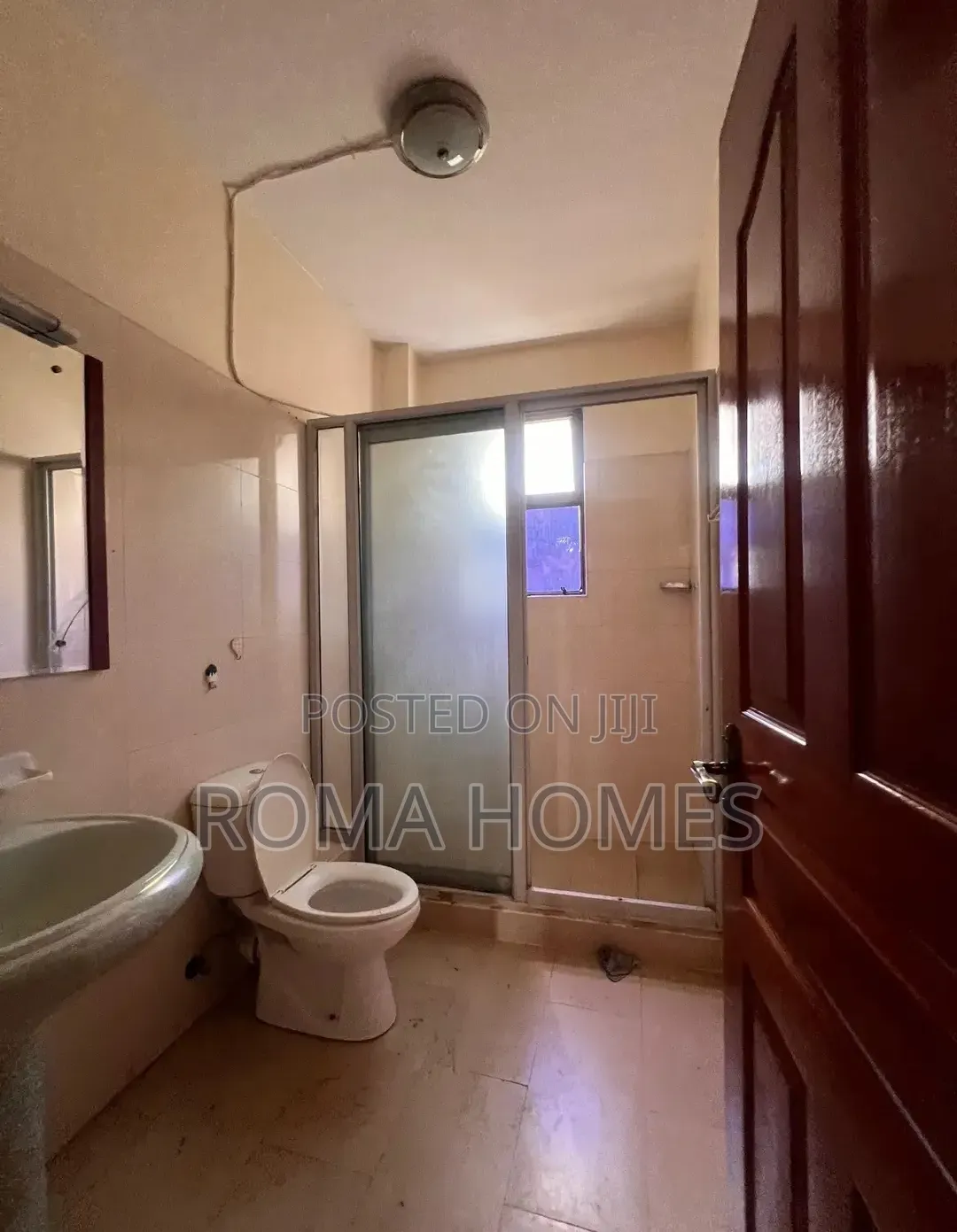 3bdrm Apartment in Lavington, Nairobi Central for rent