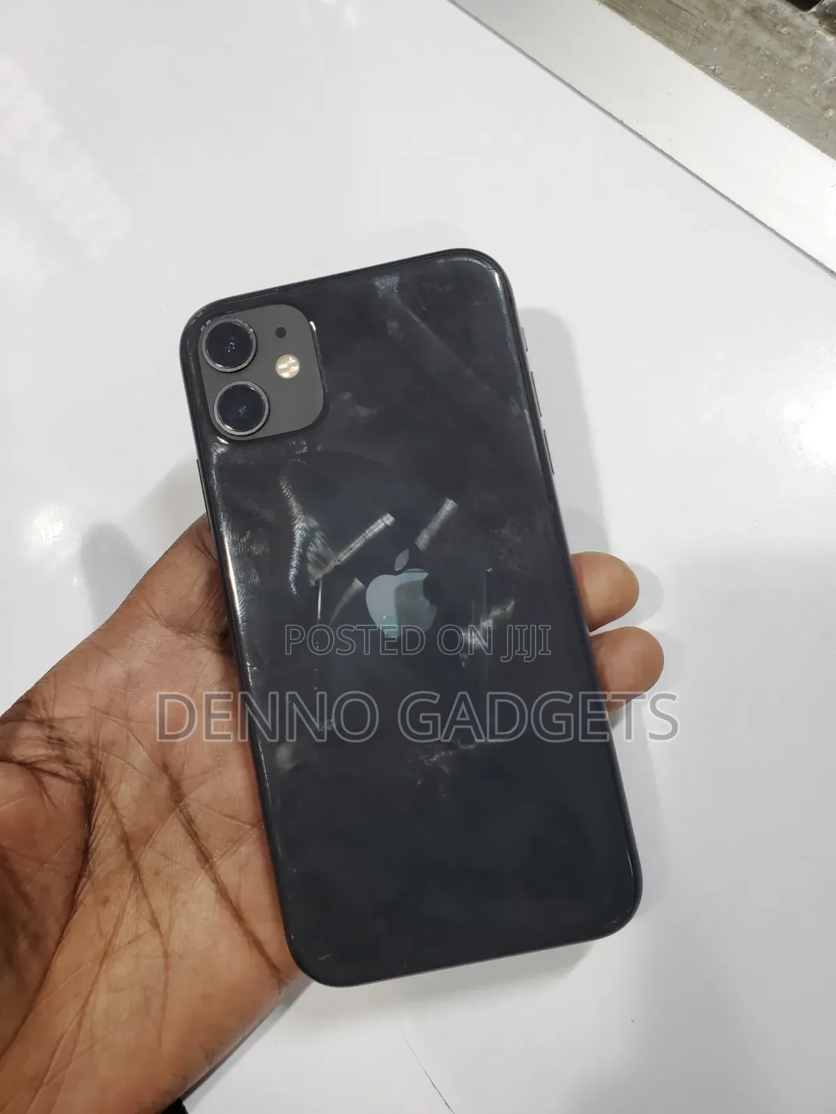 Apple iPhone 11 64 GB Black