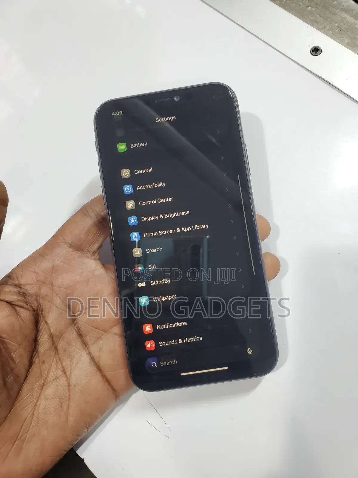 Apple iPhone 11 64 GB Black