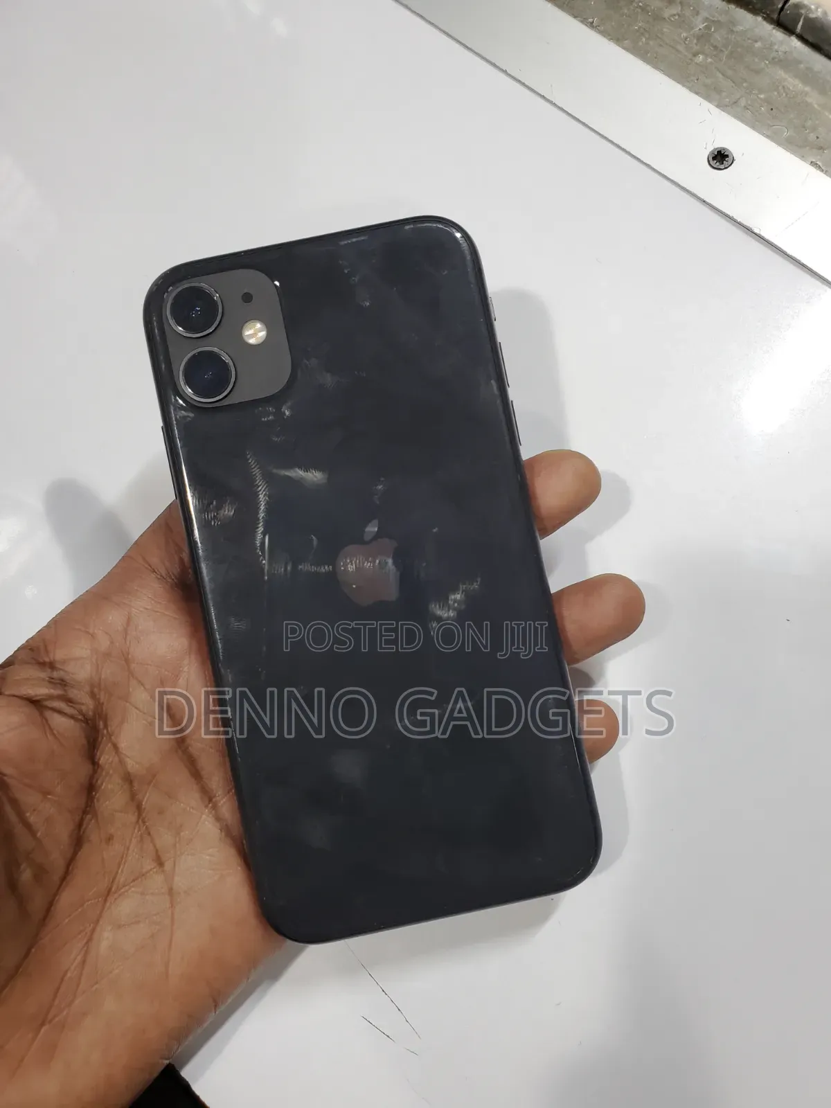 Apple iPhone 11 64 GB Black