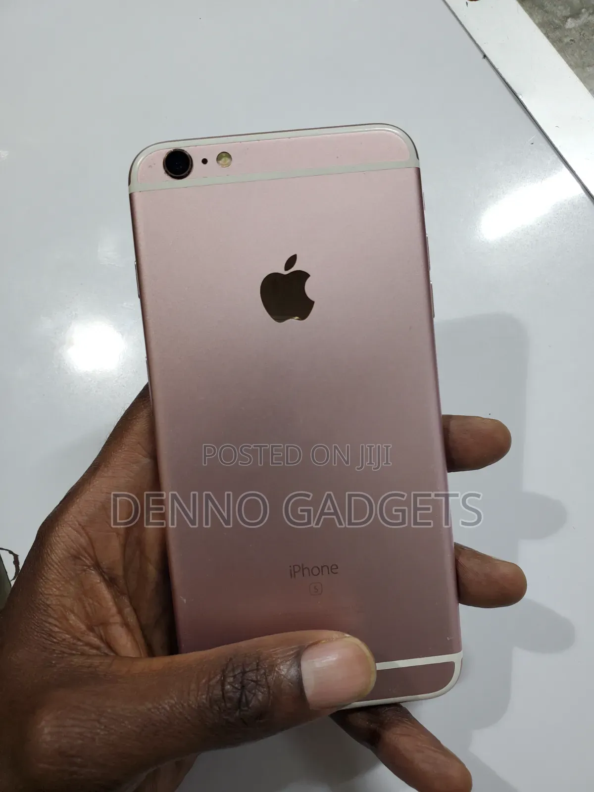 Apple iPhone 6s Plus 32 GB White